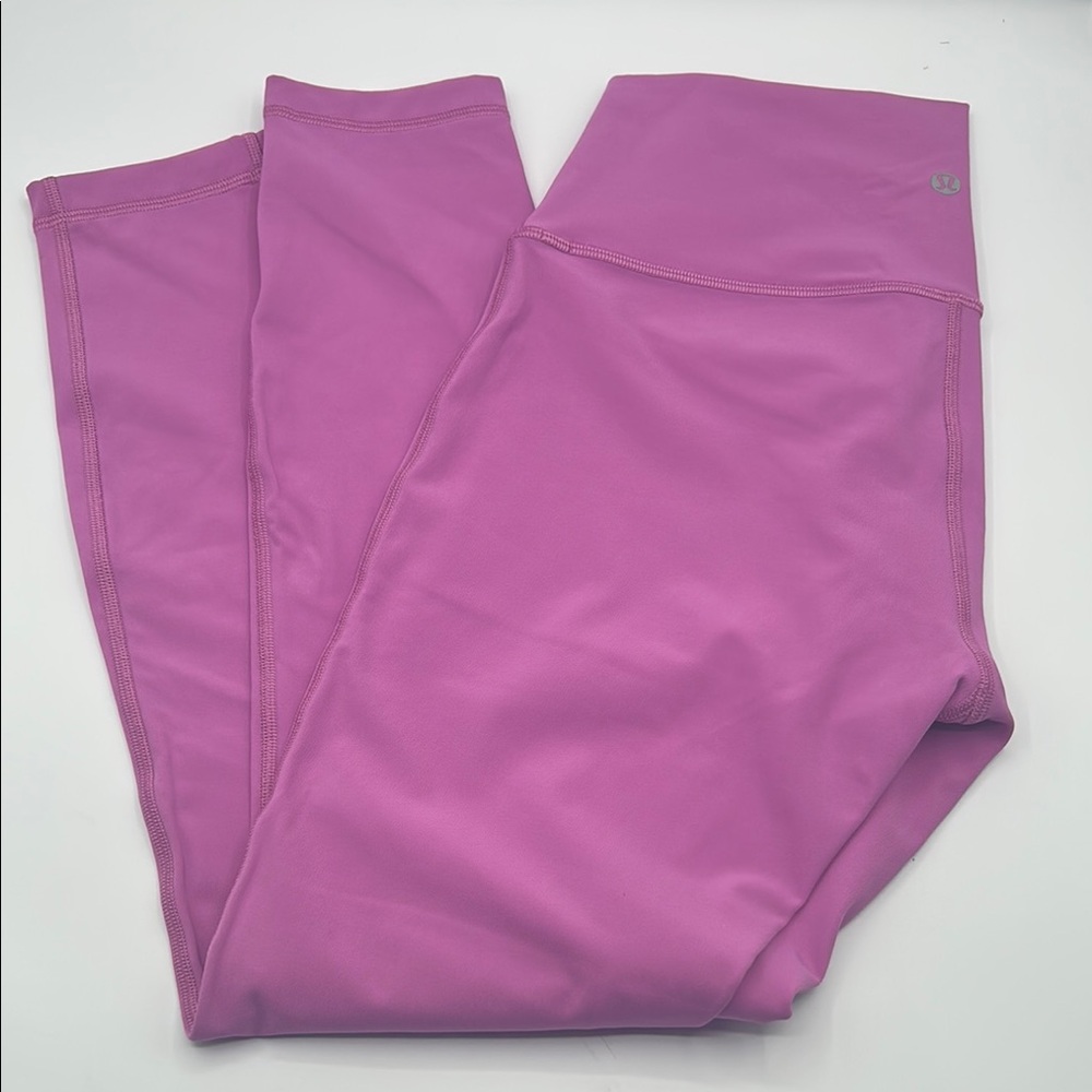 Lululemon Women's Wunder Under HR Tight 25"
LW5CO7S LVDW Lavender Dew Size 6